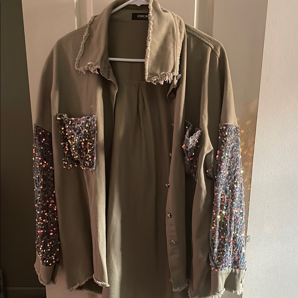 Chic Sequin Embellished  army green Jacket.